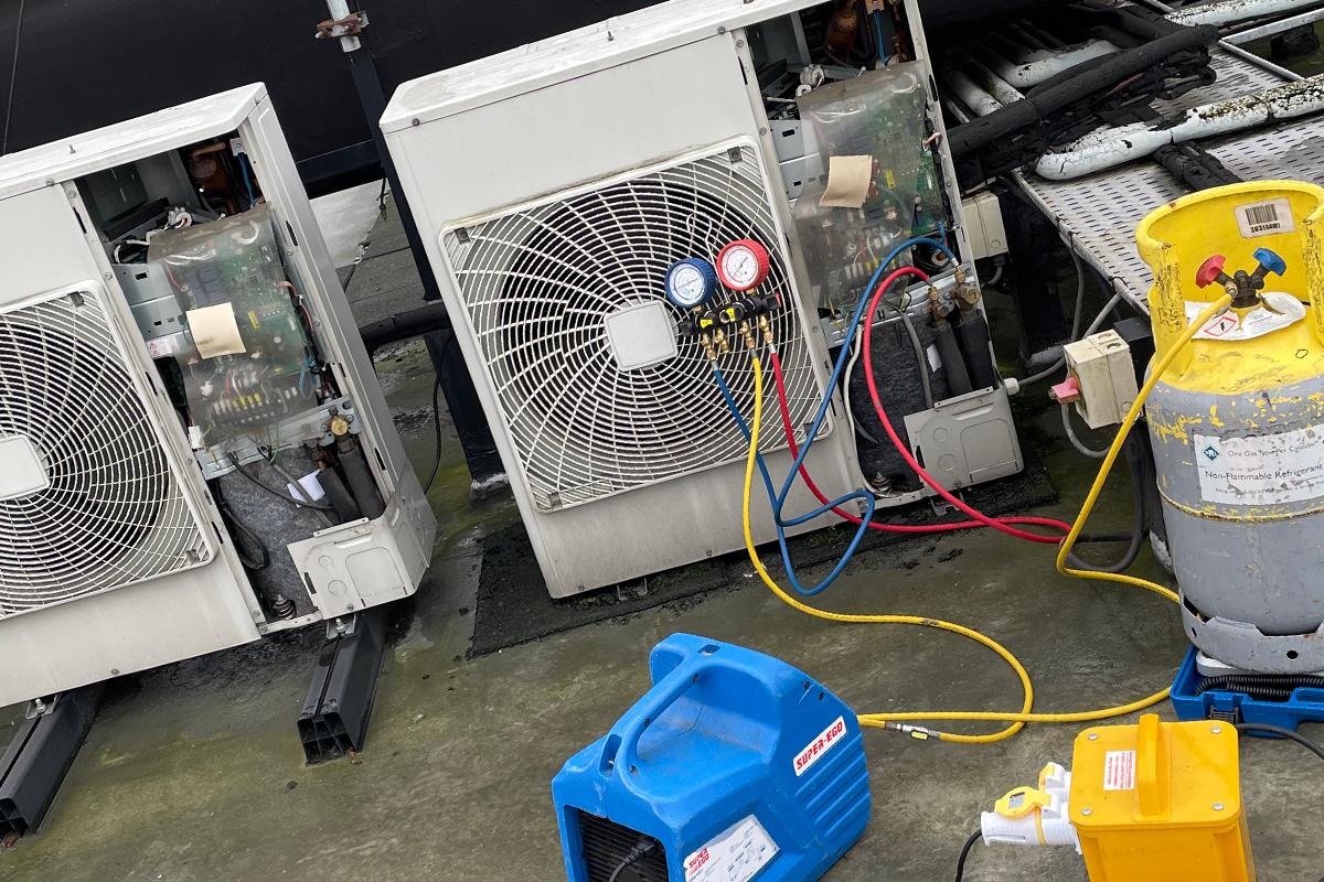 air conditioning servicing